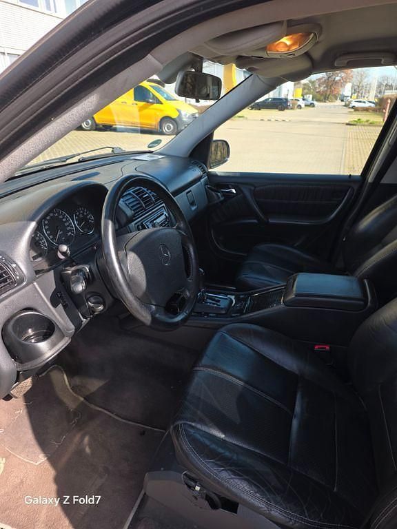 Gebraucht Mercedes ML350 235 PS (172 kW) 2003 Schwarz SUV