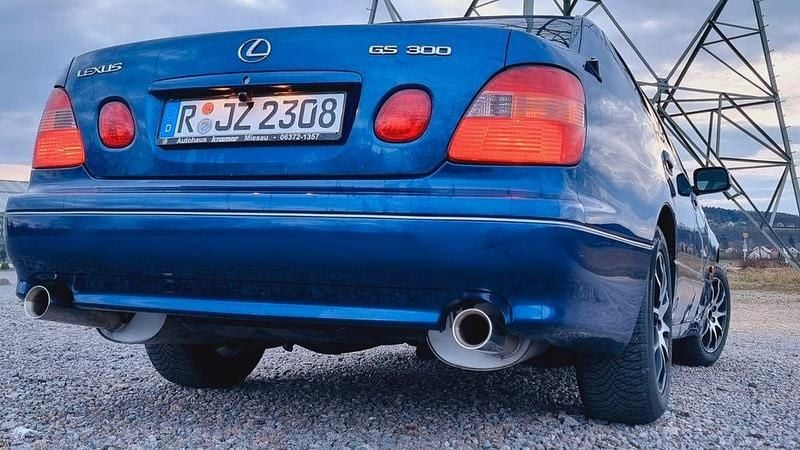 Gebraucht Lexus GS300 222 PS (163 kW) 1998 Blau Limousine