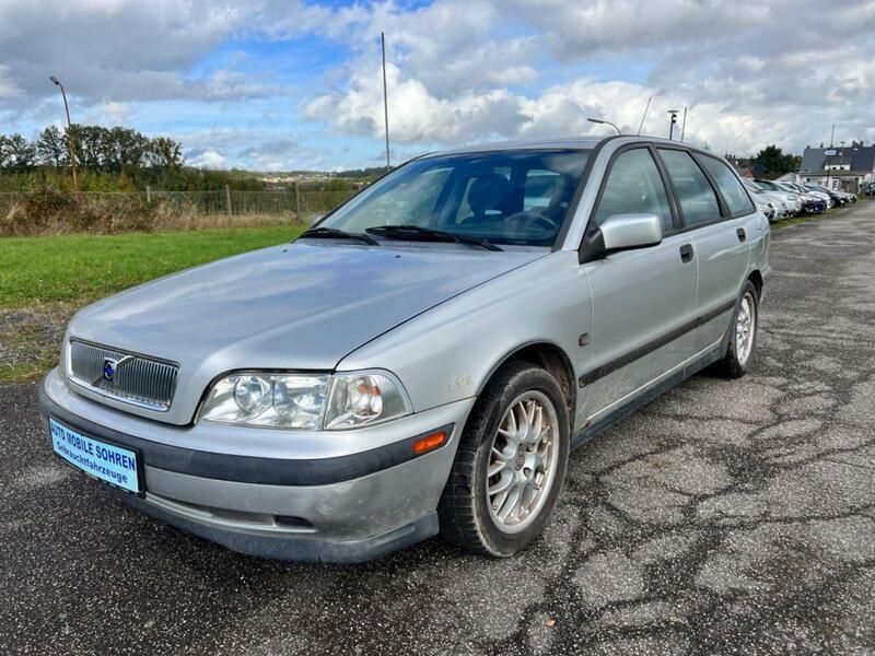 Gebraucht 1999 Volvo V40 Kombi | 400 € (Superpreis) - Bild 1/4