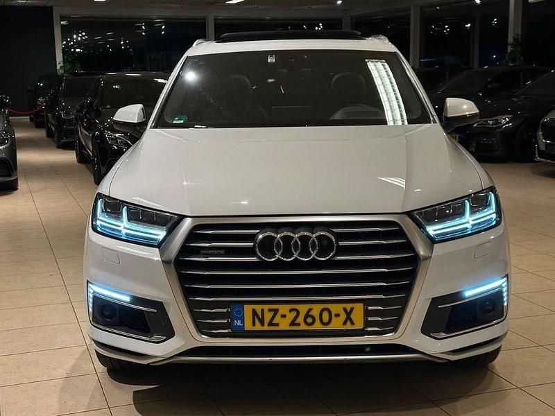 Gebraucht Audi Q7 S-Line 258 PS (189 kW) 2016 Weiß SUV