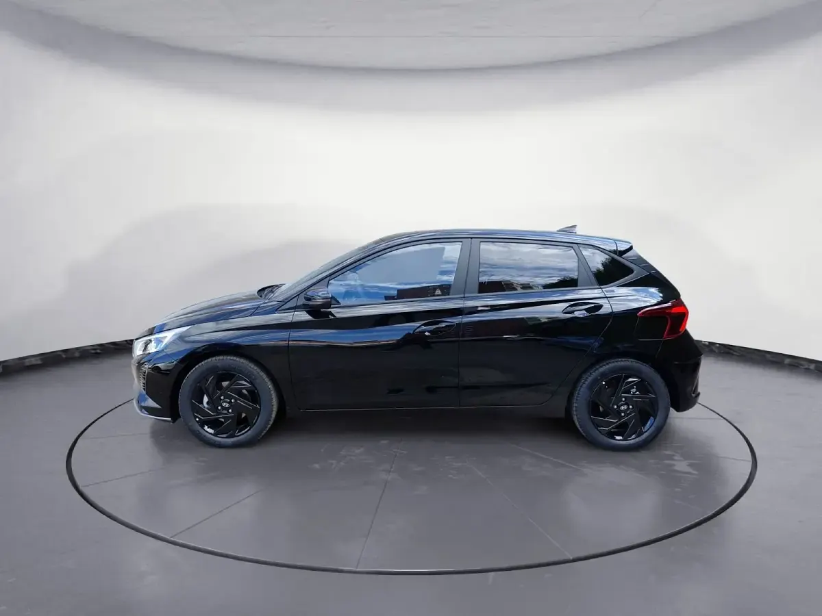 Gebraucht Hyundai i20 Blackline 90 PS (66 kW) 2026 Kleinwagen