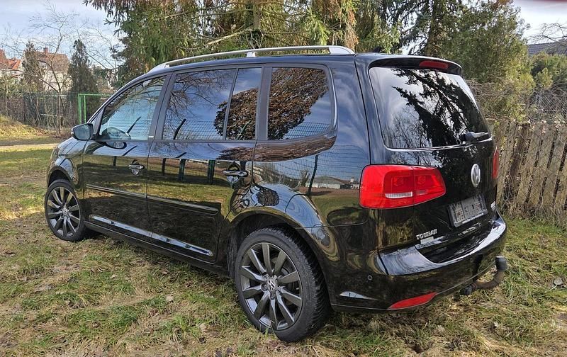 Gebraucht VW Touran Style 140 PS (102 kW) 2012 Schwarz Van / Kleinbus
