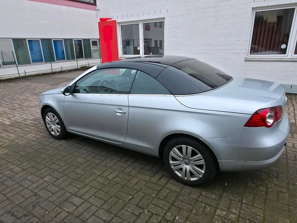 Occasion VW Eos 140 ch (102 kW) 2010 Argent Cabriolet