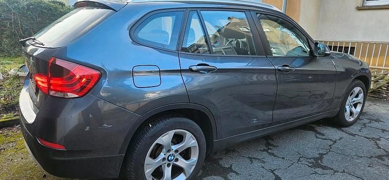 Gebraucht BMW X1 143 PS (105 kW) 2013 Grau SUV