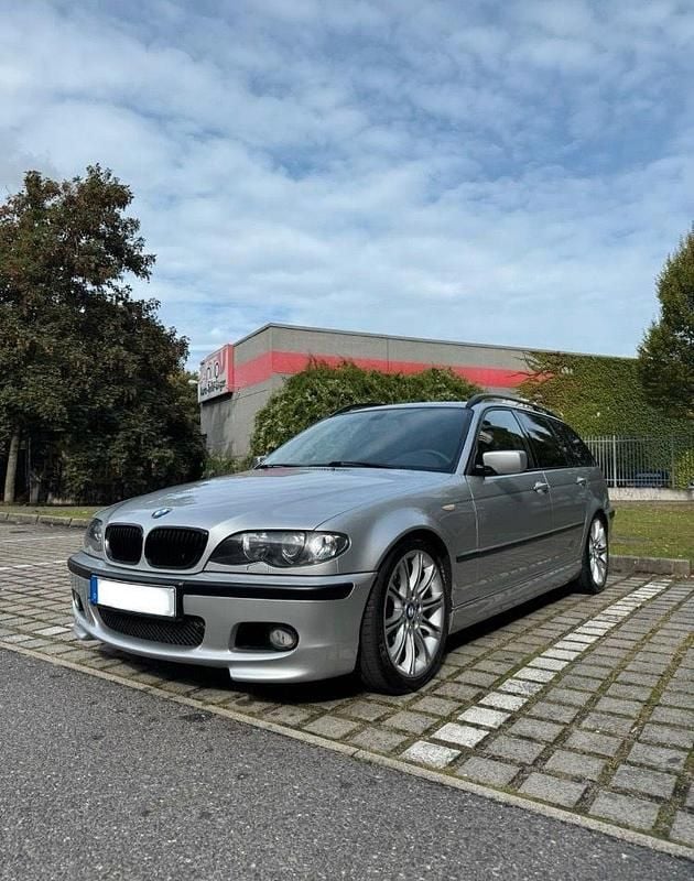 Gebraucht BMW 330 M Sport 231 PS (169 kW) 2005 Silber Kombi