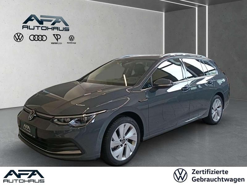 Delfingrau metallic Gebraucht 2023 VW Golf VIII Style Kombi | 25.772 € (Superpreis) - Bild 1/4