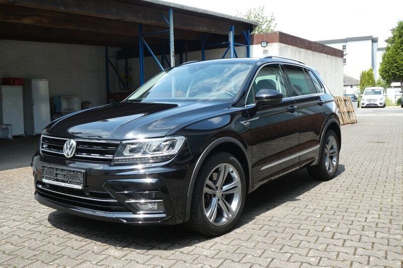 Schwarz Gebraucht 2021 VW Tiguan R-line SUV | 27.900 € (Superpreis) - Bild 1/4