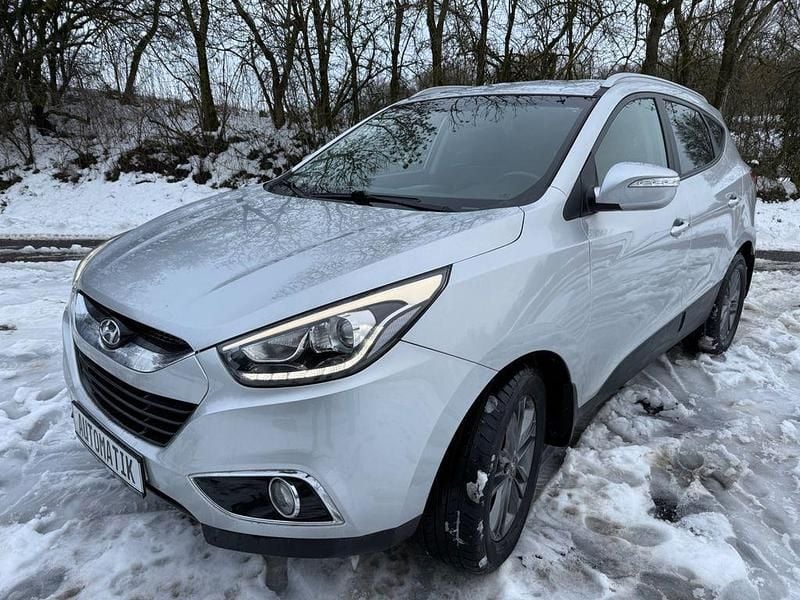 Silber Gebraucht 2015 Hyundai ix35 SUV | 9.555 € (Fairer Preis) - Bild 1/4