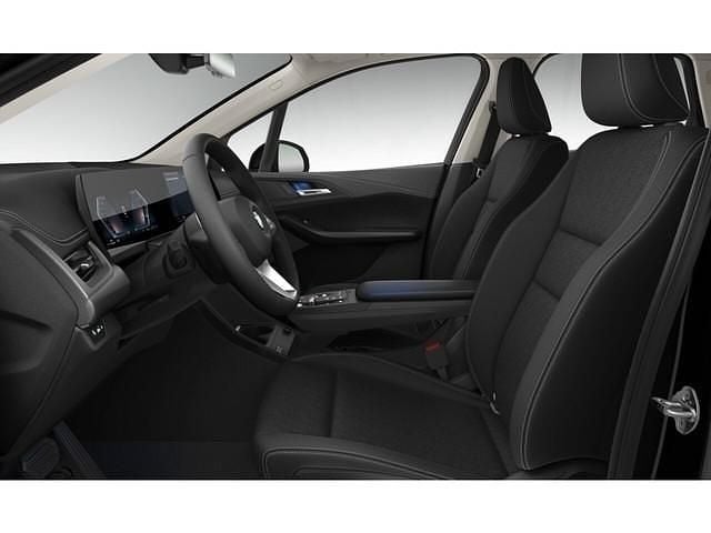 Gebraucht BMW 220 Active Tourer 156 PS (114 kW) 2025 Schwarz Van / Kleinbus