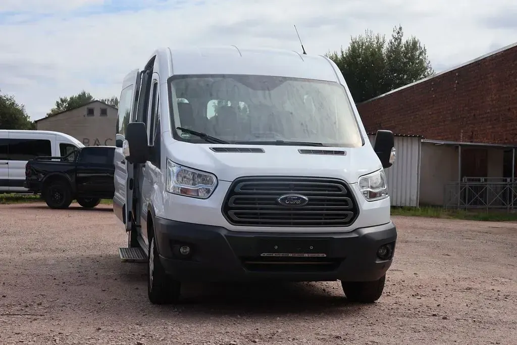 Gebraucht Ford Transit 131 PS (96 kW) 2019 Weiß Van