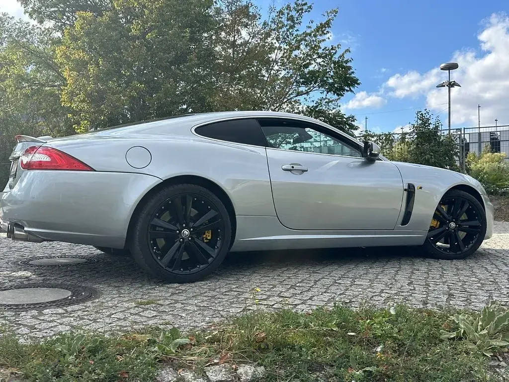 Gebraucht Jaguar XKR 510 PS (375 kW) 2011 Silber Coupé