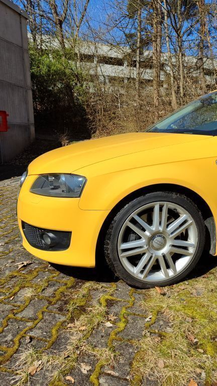 Gelb Gebraucht 2007 Audi S3 Sport Limousine | 13.500 € (Fairer Preis) - Bild 1/4