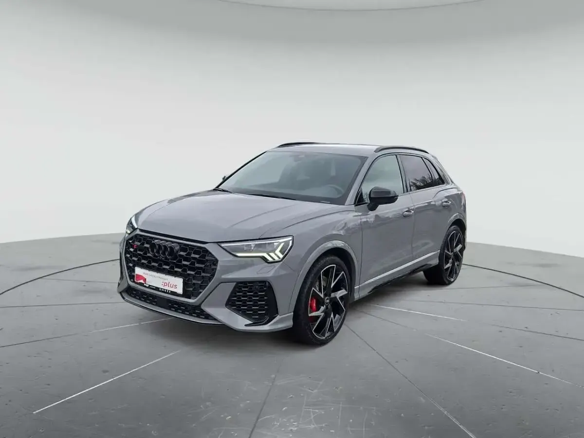 Gebraucht Audi Q3 Premium 400 PS (294 kW) 2022 Nardograu SUV