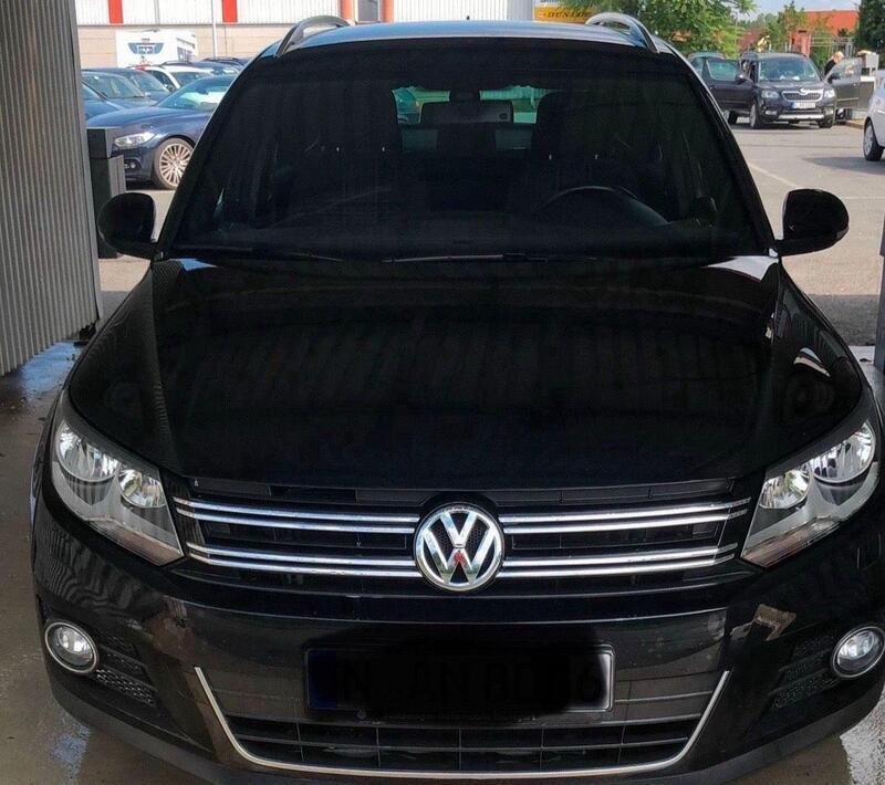 Schwarz Gebraucht 2015 VW Tiguan LOUNGE SUV | 12.299 € (Fairer Preis) - Bild 1/4