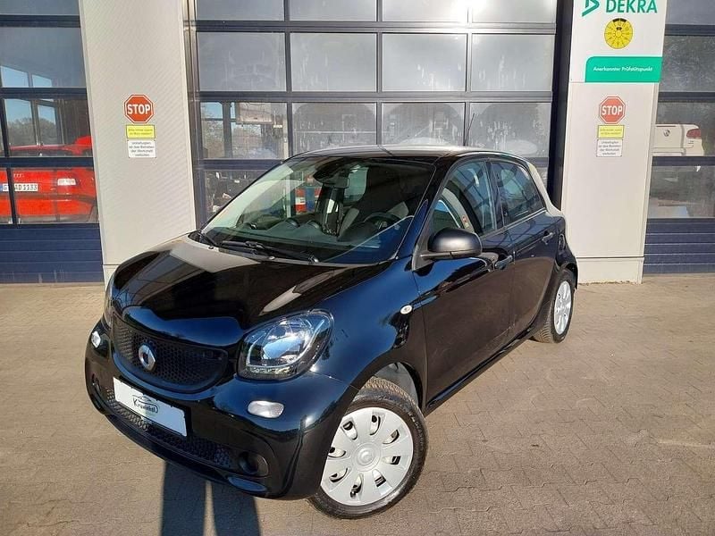 Gebraucht Smart ForFour Passion 71 PS (52 kW) 2016 Schwarz Kleinwagen