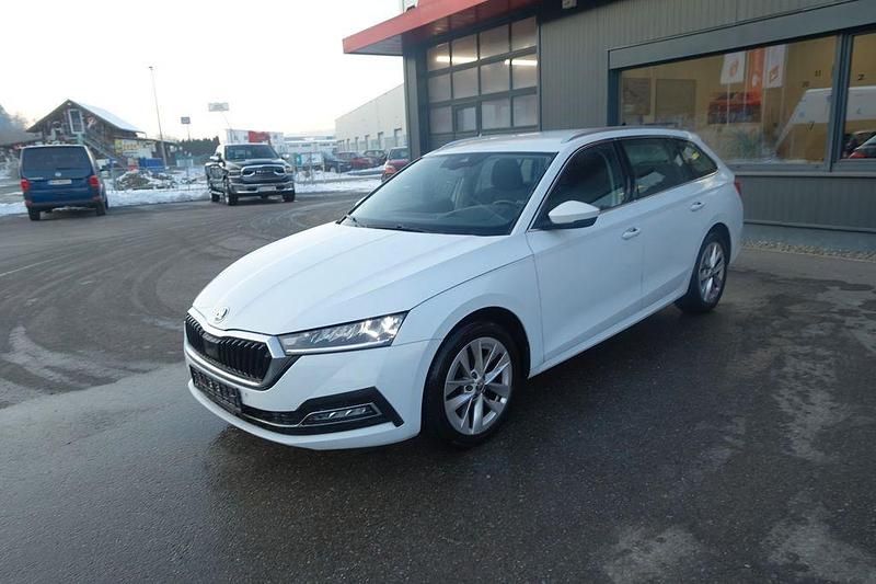 Second-hand Skoda Octavia Style 116 CP (85 kW) 2022 Alb Break
