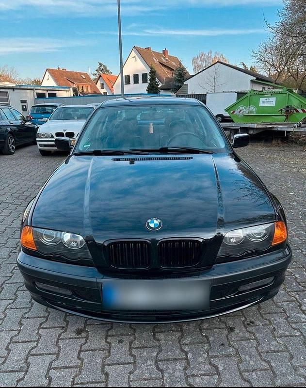 Gebraucht BMW 323 170 PS (125 kW) 1999 Schwarz Limousine