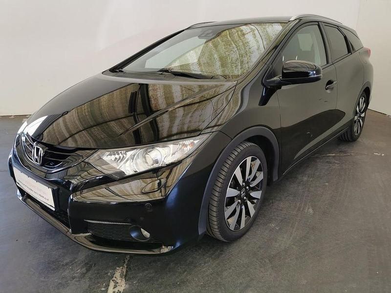 Gebraucht Honda Civic Executive 141 PS (103 kW) 2014 Crystal black p. Kombi