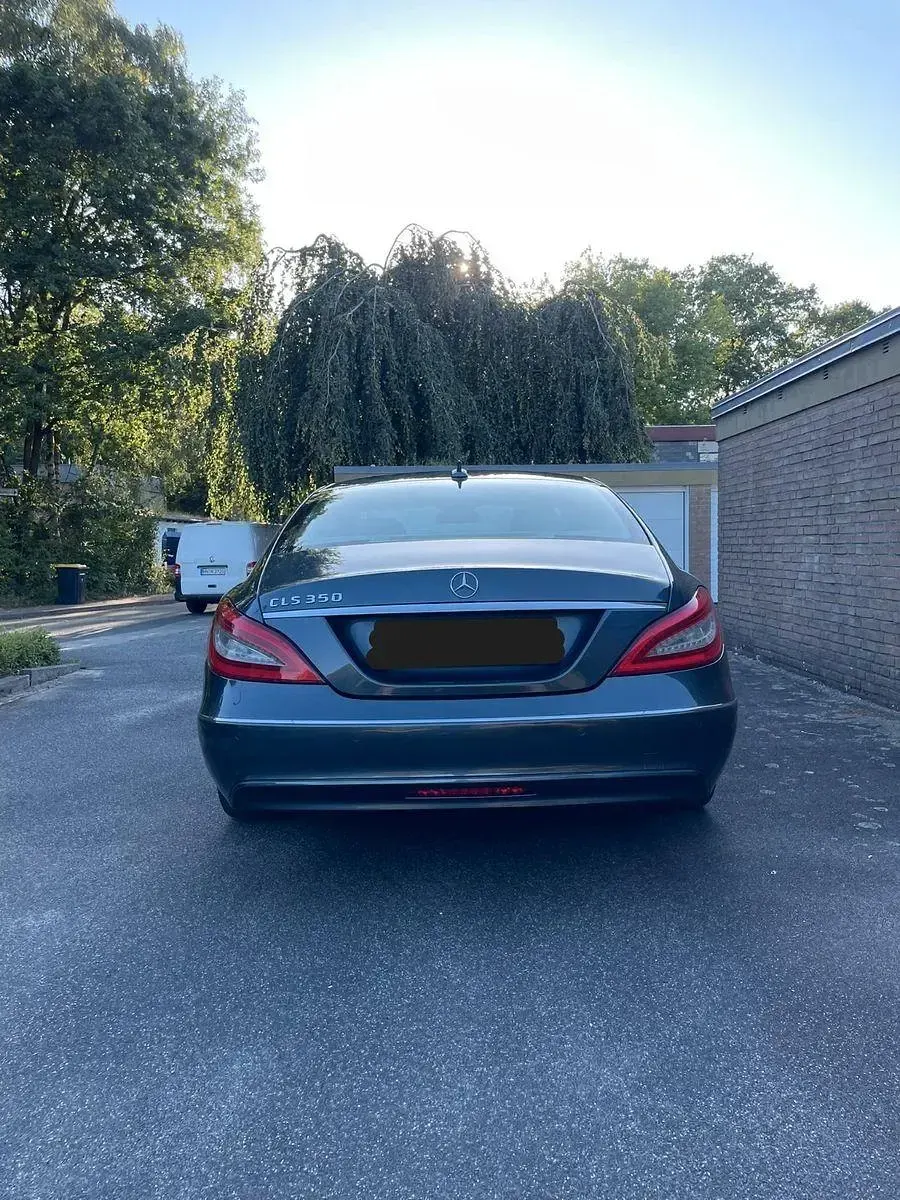 Gebraucht Mercedes CLS350 306 PS (225 kW) 2010 Grau Coupé