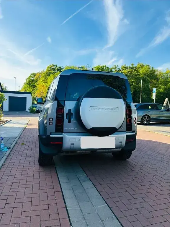 Gebraucht Land Rover Defender 200 PS (147 kW) 2020 Grau SUV