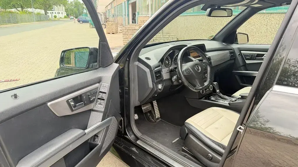Gebraucht Mercedes GLK350 224 PS (164 kW) 2009 Schwarz SUV