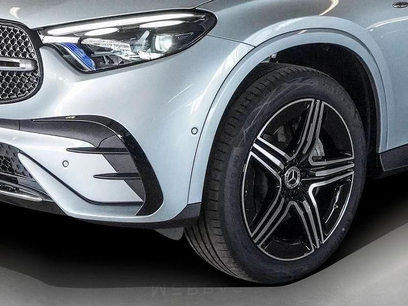 Gebraucht Mercedes GLC300e AMG 313 PS (230 kW) 2025 Hightech silber SUV