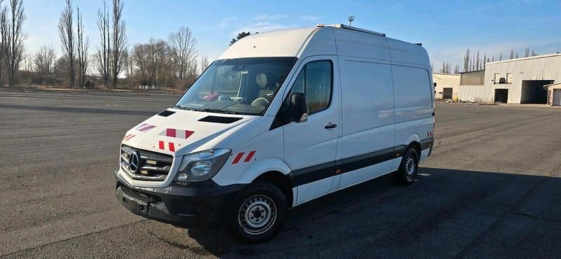 Weiß Gebraucht 2015 Mercedes Sprinter Van | 14.000 € (Teuer) - Bild 1/4