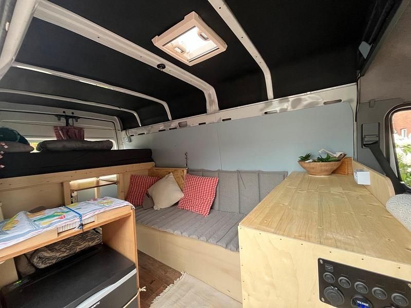 Second-hand Mercedes Sprinter 2003 Alb Van