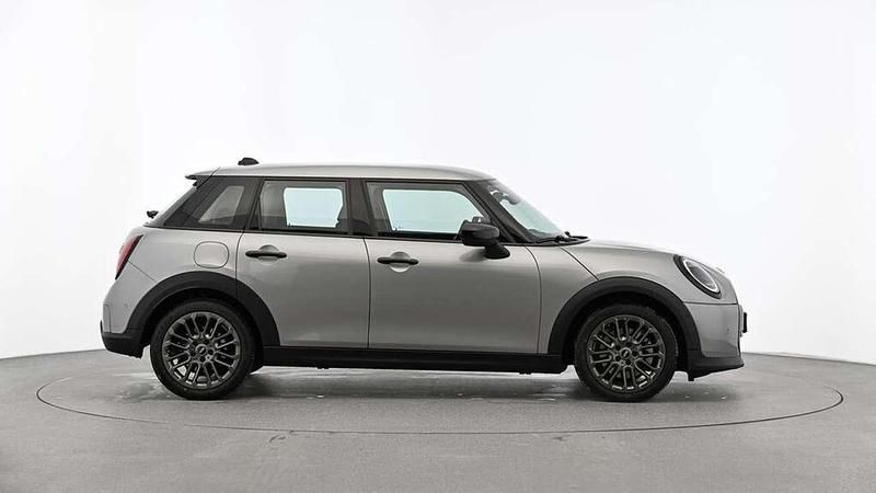 Second-hand Mini Cooper Classic 156 CP (114 kW) 2024 Gri Hatchback