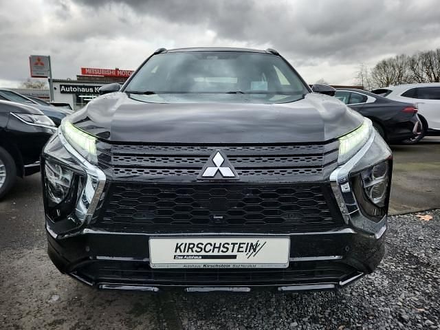 Second-hand Mitsubishi Eclipse Top 2022 Negru SUV