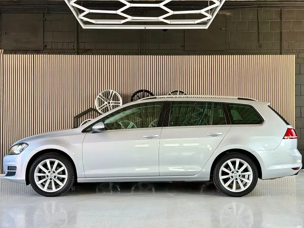 Gebraucht VW Golf VII Highline 150 PS (110 kW) 2017 Silber Kombi