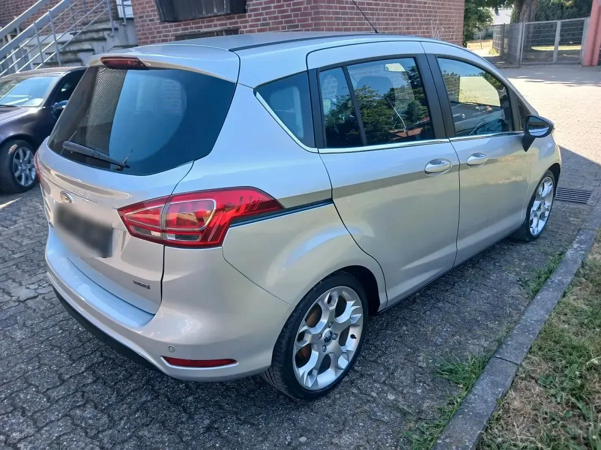 Gebraucht Ford B-MAX 101 PS (74 kW) 2012 Silber Van / Kleinbus