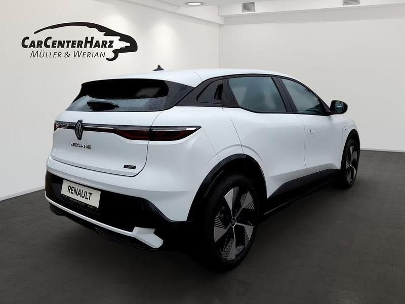 Gebraucht Renault Megane E-Tech Equilibre 55 kW (75 PS) 2024 Weiß Limousine