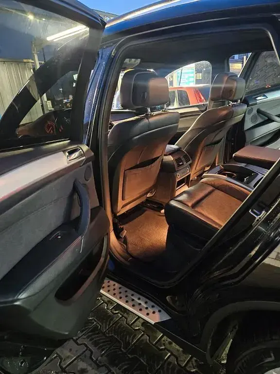 Second-hand BMW X6 245 CP (180 kW) 2011 Negru SUV
