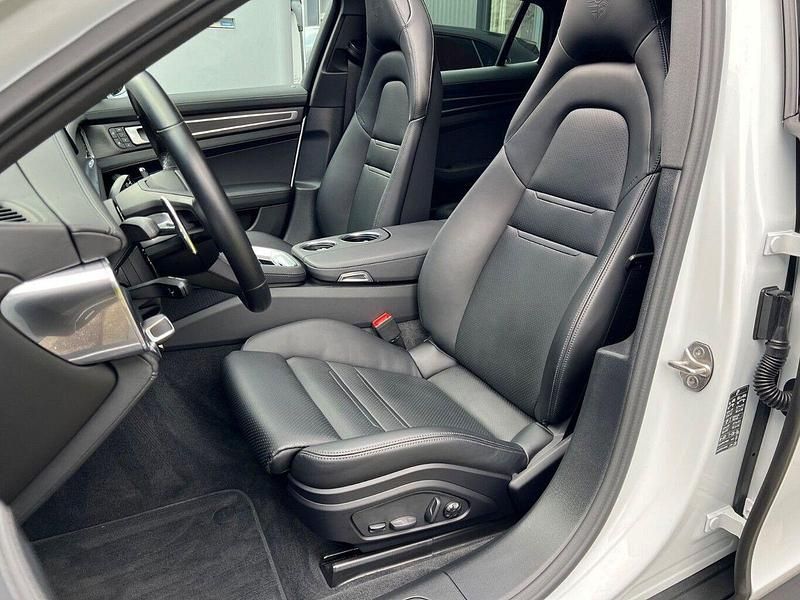 Gebraucht Porsche Panamera 4 Platinum Edition 462 PS (339 kW) 2023 Metallic Limousine