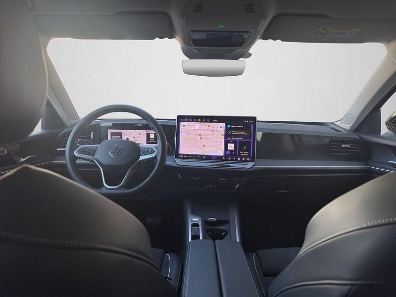 Gebraucht VW Passat Business 150 PS (110 kW) 2025 Grenadillschwarz metallic (metallic) Kombi