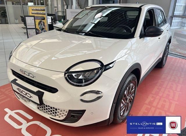 Gebraucht Fiat 600 101 PS (74 kW) 2025 Weiß SUV