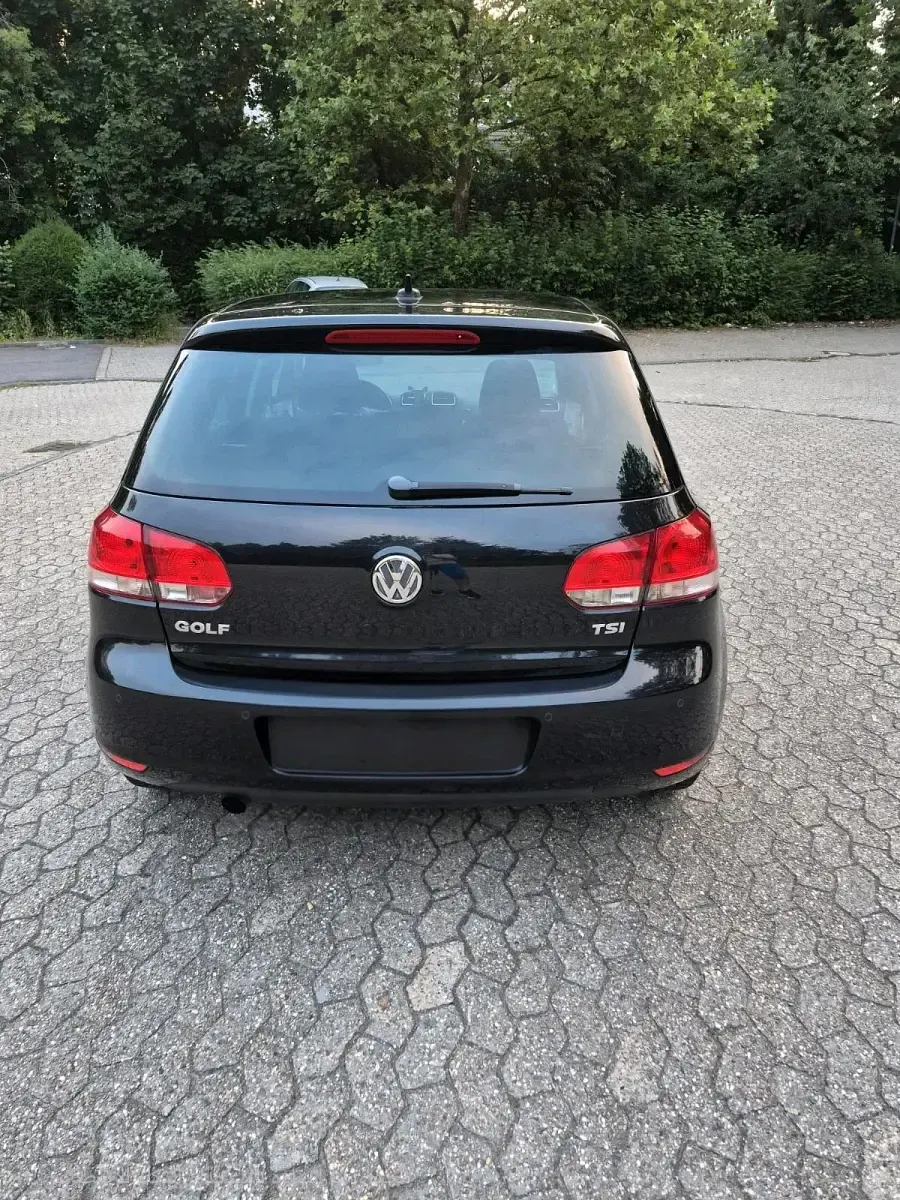 Gebraucht VW Golf VI Style 105 PS (77 kW) 2012 Schwarz Limousine