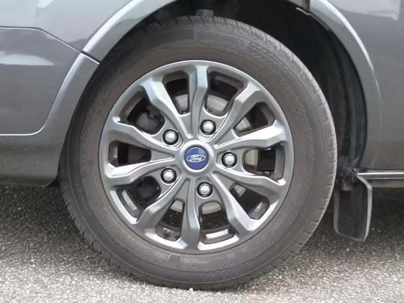 Gebraucht Ford Tourneo Titanium X 170 PS (125 kW) 2022 Magneticgrau (metallic) Van / Kleinbus