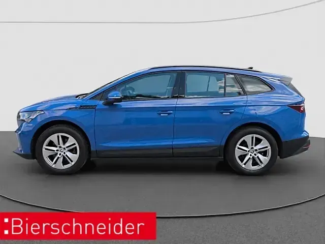 Gebraucht Skoda Enyaq iV Loft 108 kW (148 PS) 2023 Blau SUV