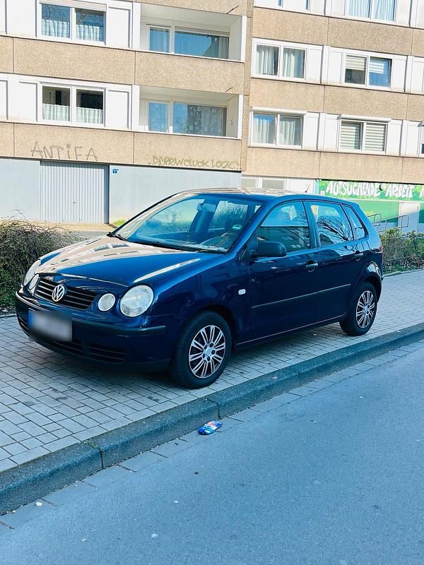 Gebraucht VW Polo 64 PS (47 kW) 2003 Blau Kleinwagen