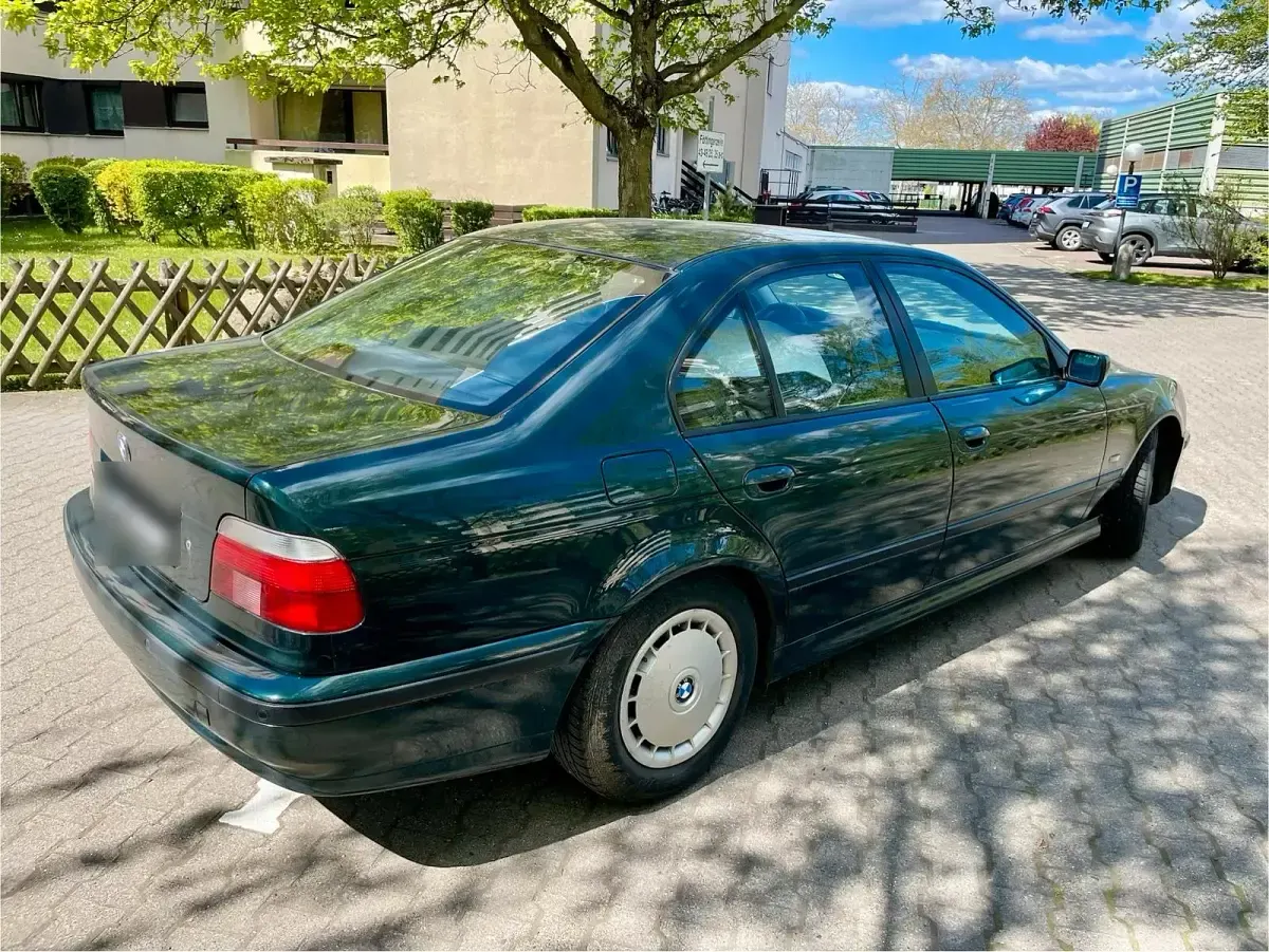 Gebraucht BMW 523 170 PS (125 kW) 1998 Grün Limousine