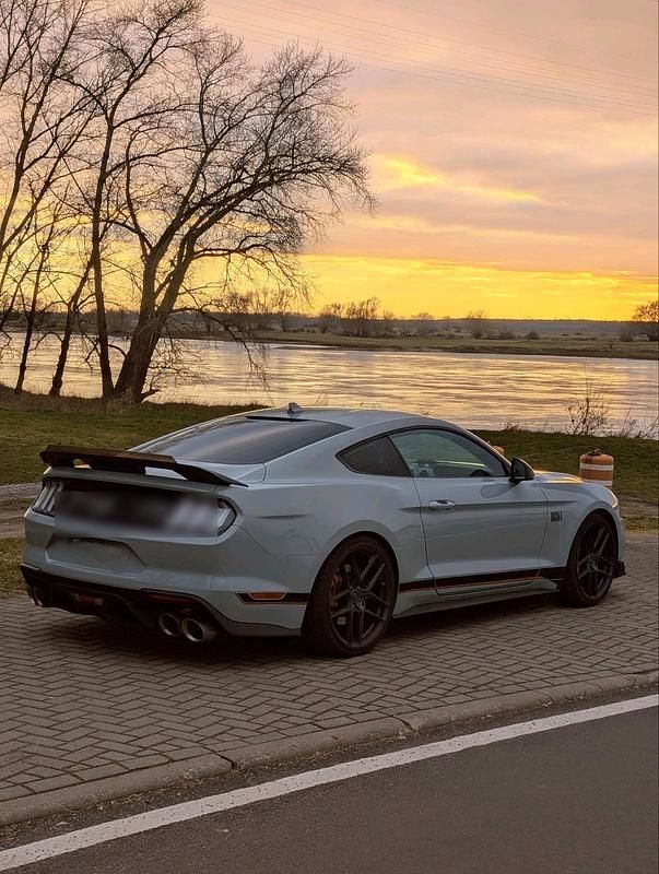 Grau Gebraucht 2023 Ford Mustang Mach 1 Coupé | 54.000 € (Fairer Preis) - Bild 1/4