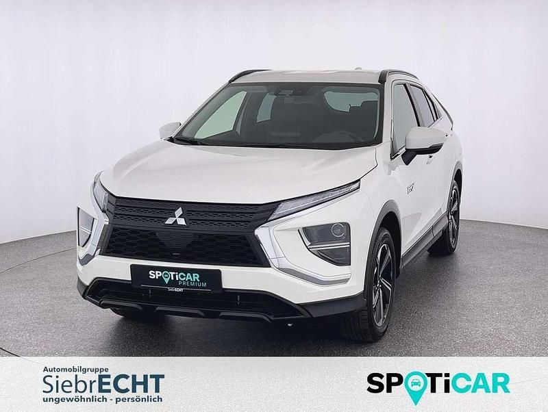 Weiß Gebraucht 2022 Mitsubishi Eclipse Cross Basis SUV | 19.970 € (Superpreis) - Bild 1/4
