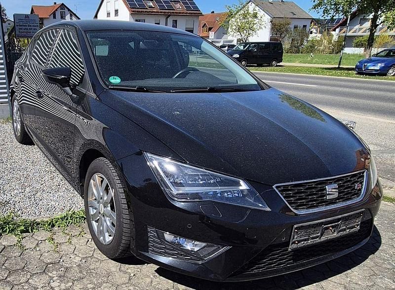 Second-hand Seat Leon FR 150 CP (110 kW) 2015 Negru Berlinǎ
