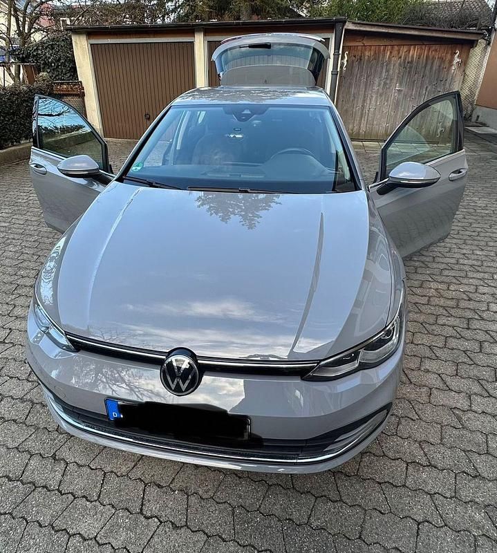 Gebraucht VW Golf VII Style 150 PS (110 kW) 2020 Grau Limousine