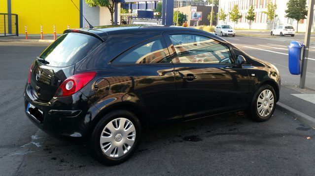 Gebraucht Opel Corsa 109 PS (80 kW) 2008 Schwarz Limousine