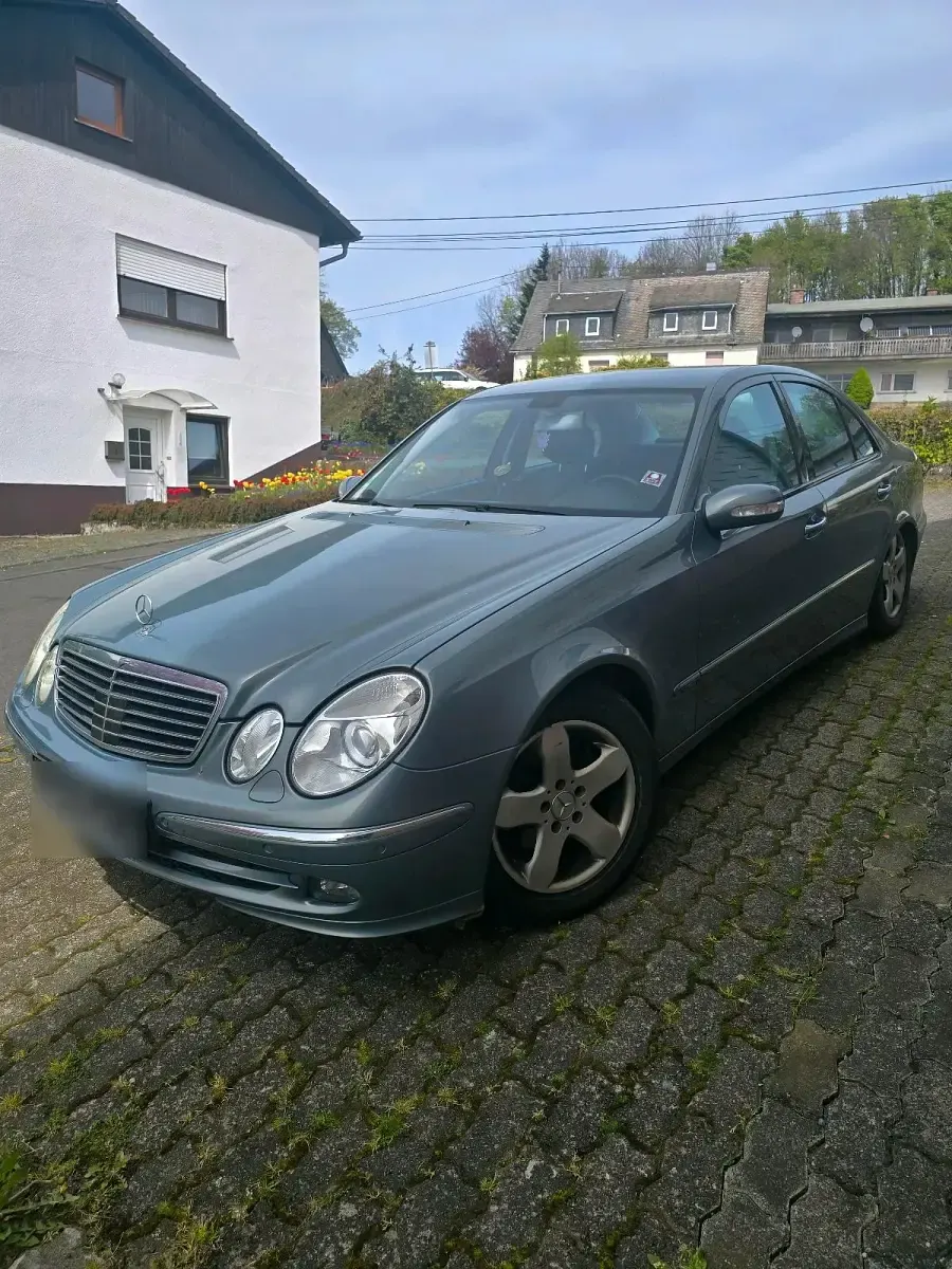 Gebraucht Mercedes E320 224 PS (164 kW) 2005 Limousine