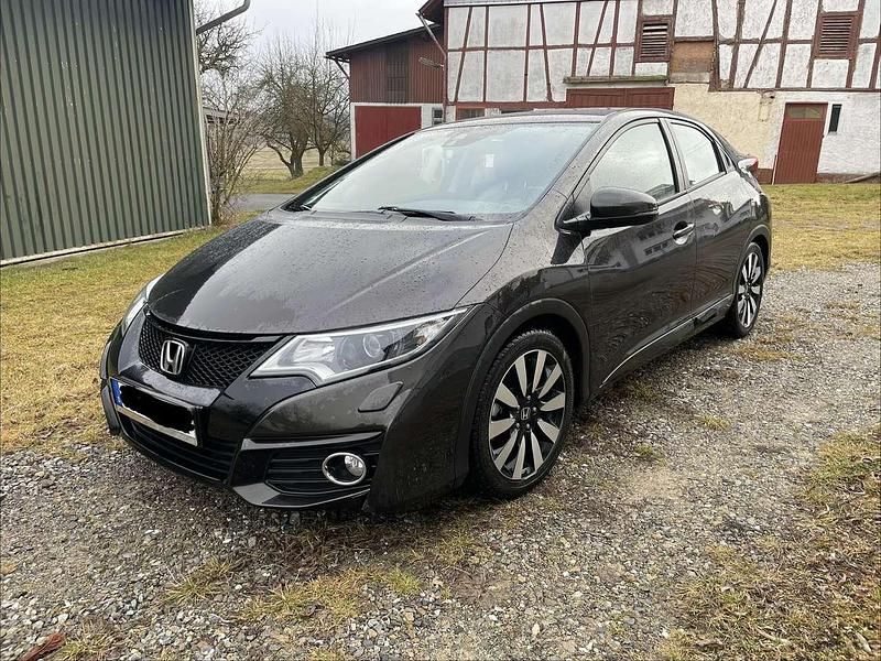 Gebraucht Honda Civic Elegance 99 PS (72 kW) 2015 Braun Limousine