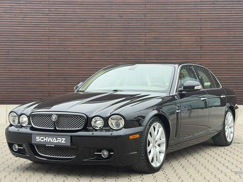 Gebraucht Jaguar XJ6 Sovereign 207 PS (152 kW) 2008 Schwarz Limousine